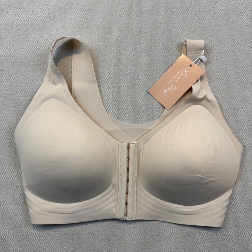 Luna Hug Size M Front Closure Bra Womens Beige Seamless Wire-Free Comfort NTW